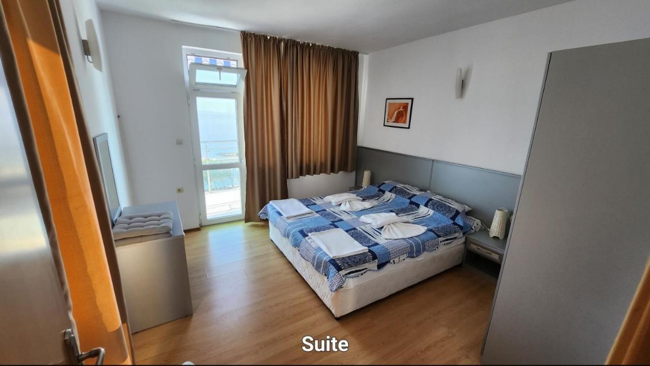 Nushev Hotel Sveti Vlas Exterior photo